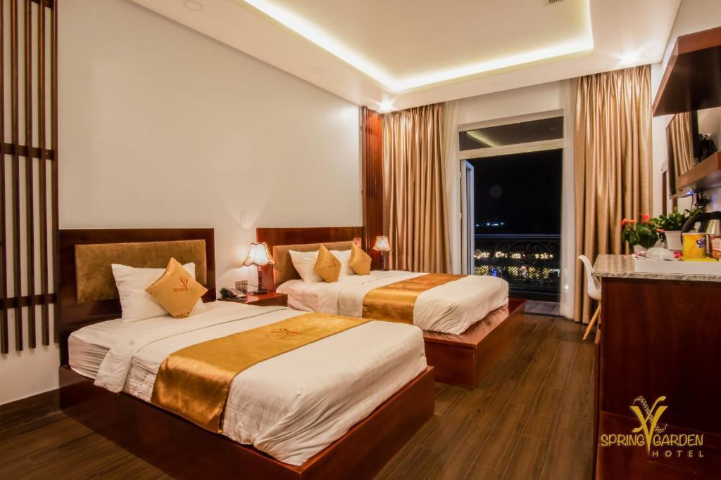 Spring Garden Hotel Lk Long Khanh Esterno foto