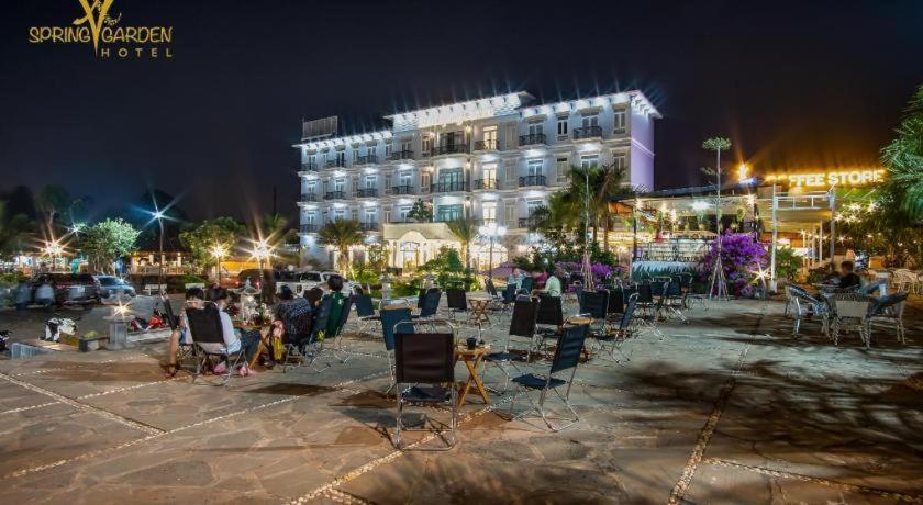 Spring Garden Hotel Lk Long Khanh Esterno foto